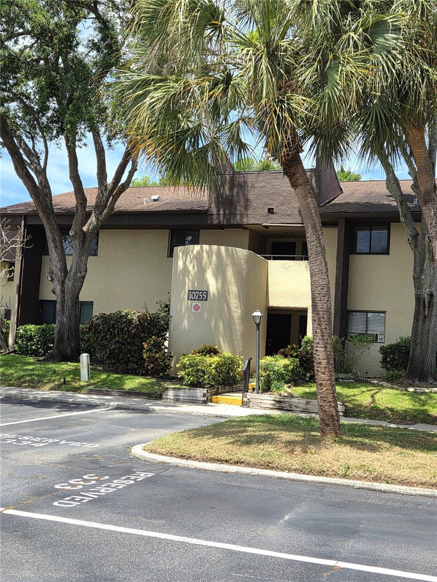 10755 Village Club Circle, FL