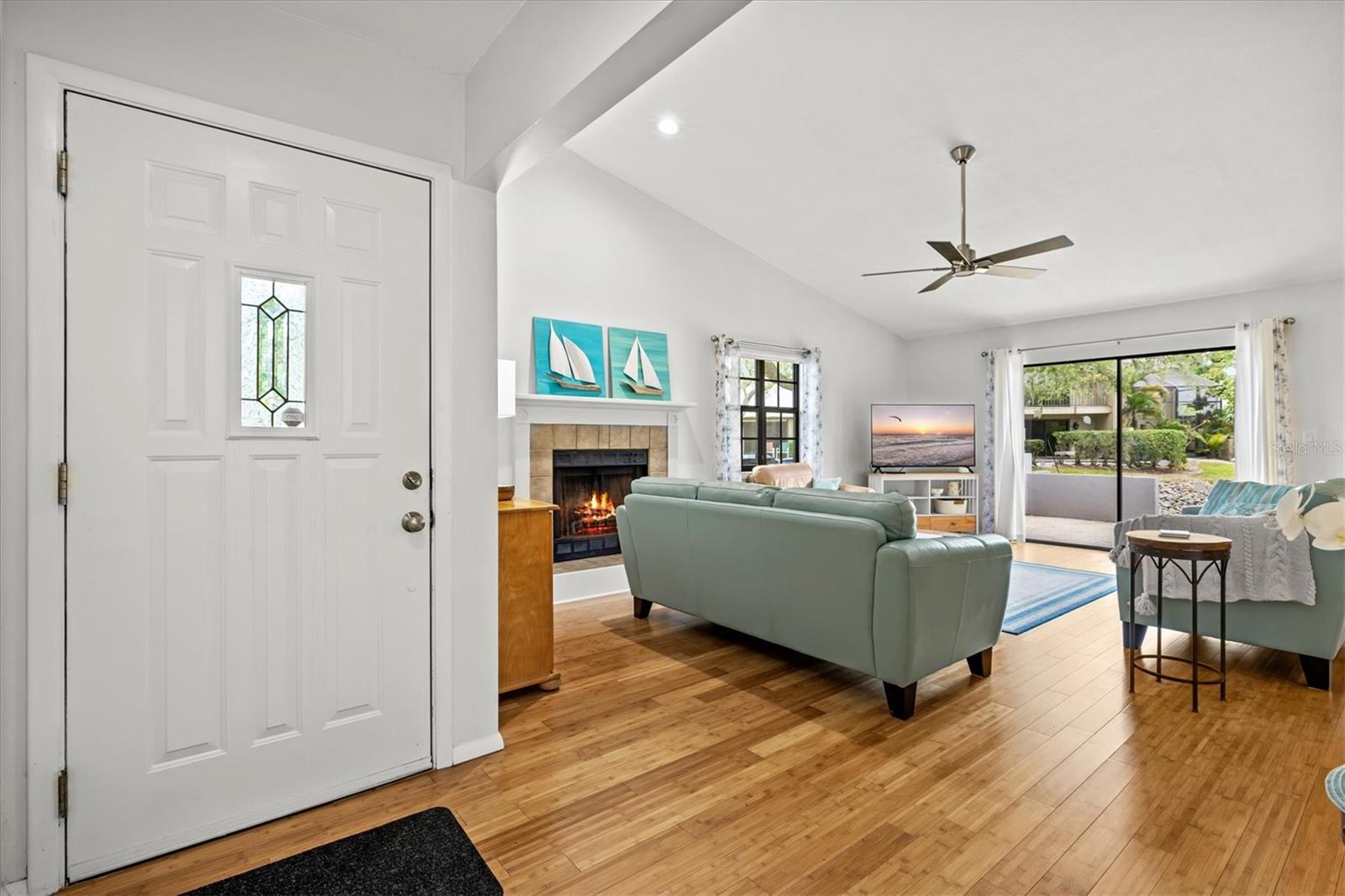 4566 Hidden View Place, FL