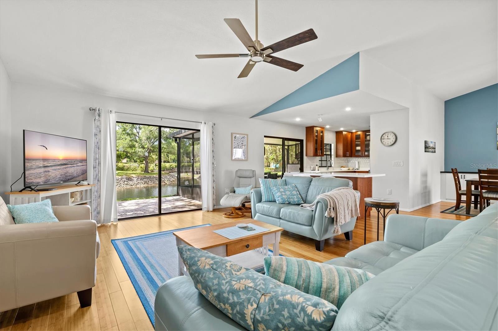 4566 Hidden View Place, FL