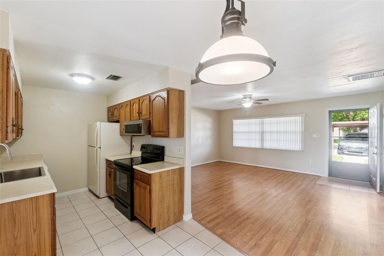 12418 Orangewood Circle, FL