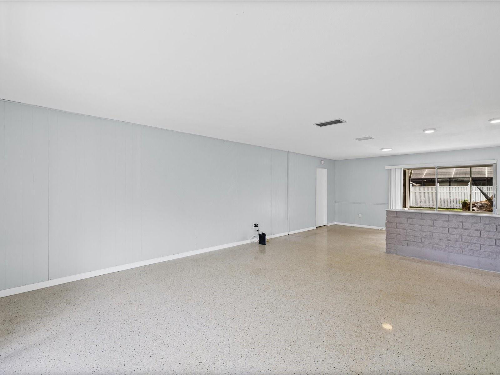 865 Imperial Drive, FL