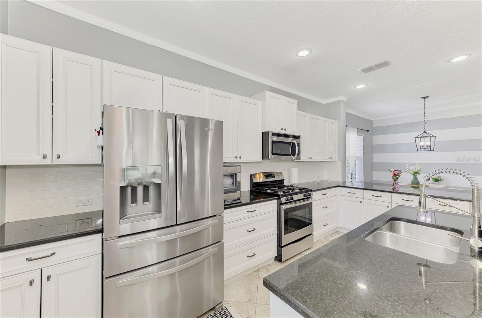5008 Mission Park Lane, FL