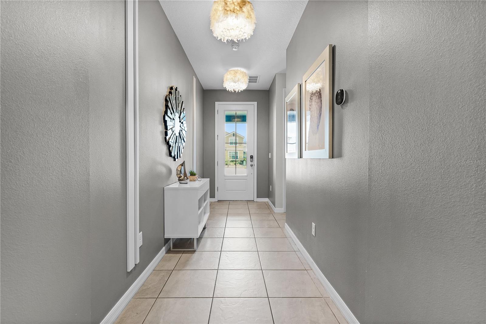 8915 Tropical Haven Court, FL