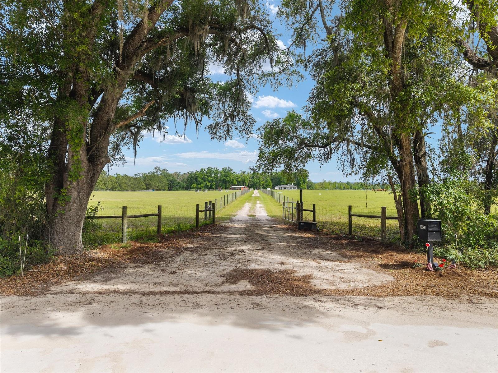 3725 172nd Street, FL
