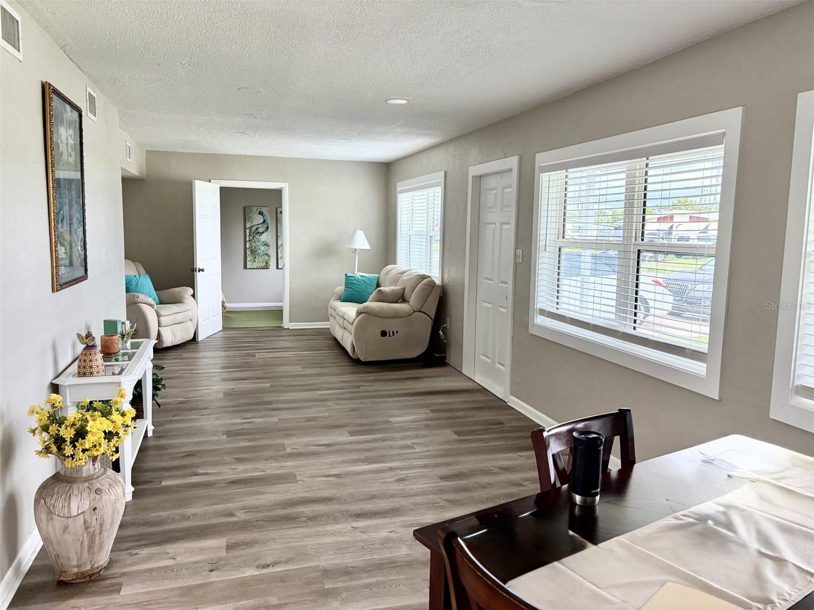 240 Dalton Boulevard, FL