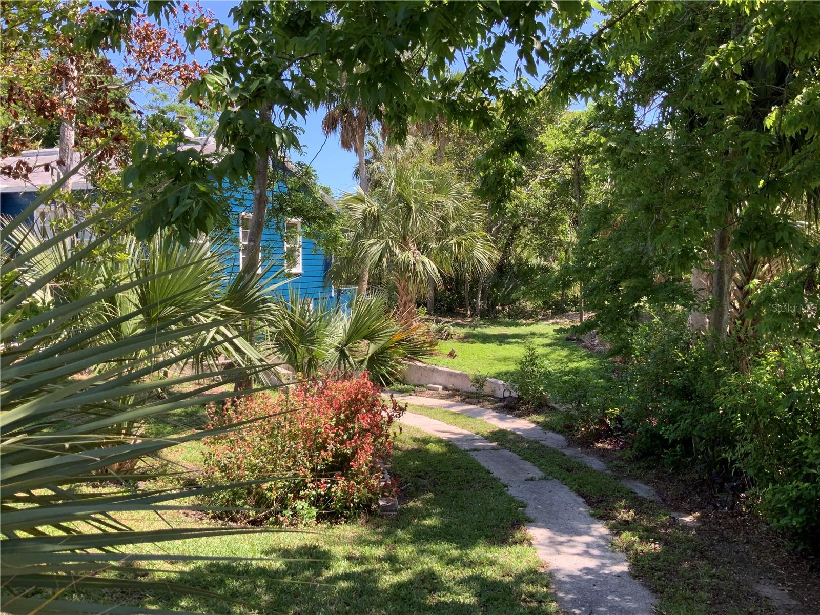 116 Braddock Avenue, FL