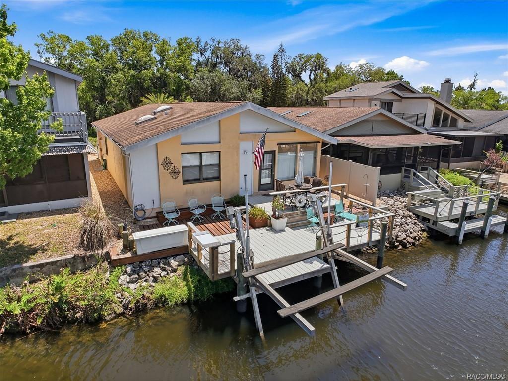 5198 Riverview Circle, FL