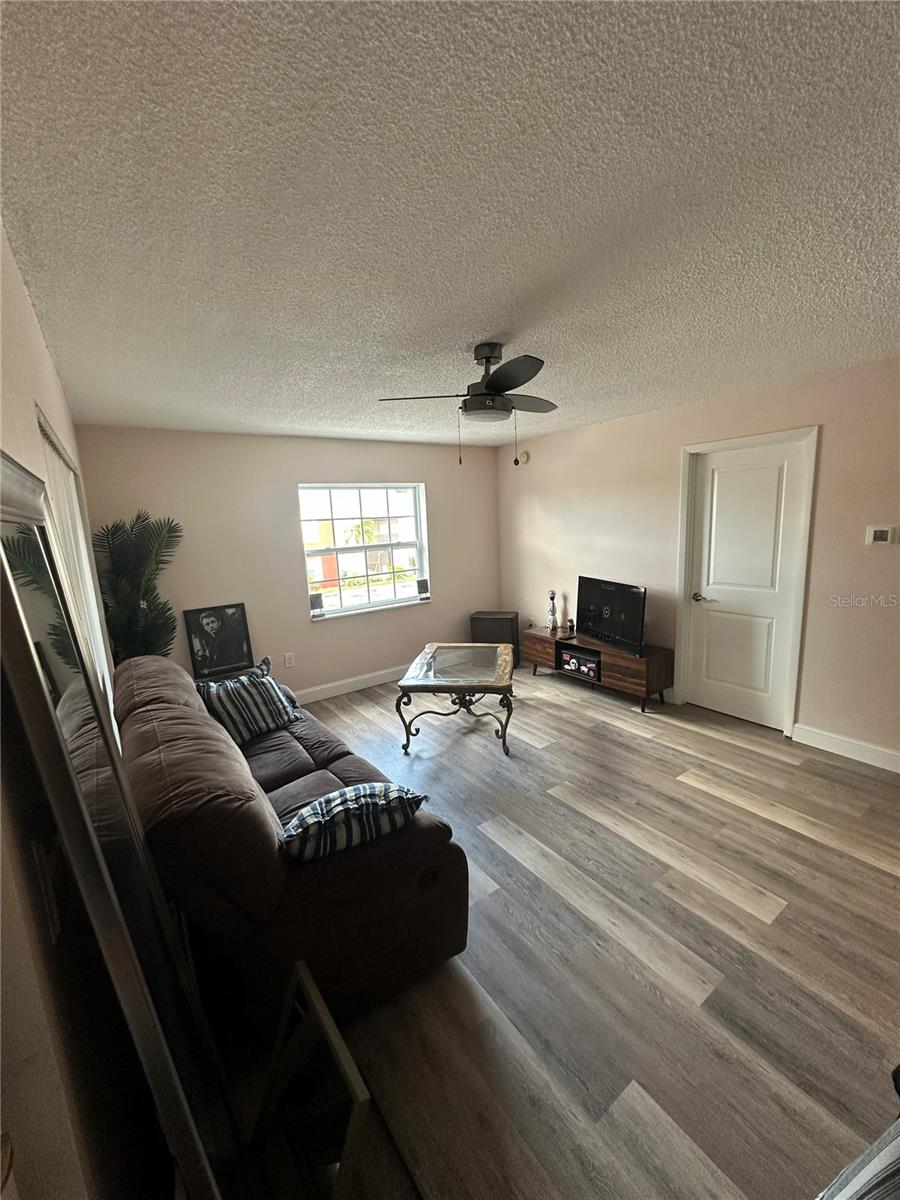 1084 82nd Terrace, FL