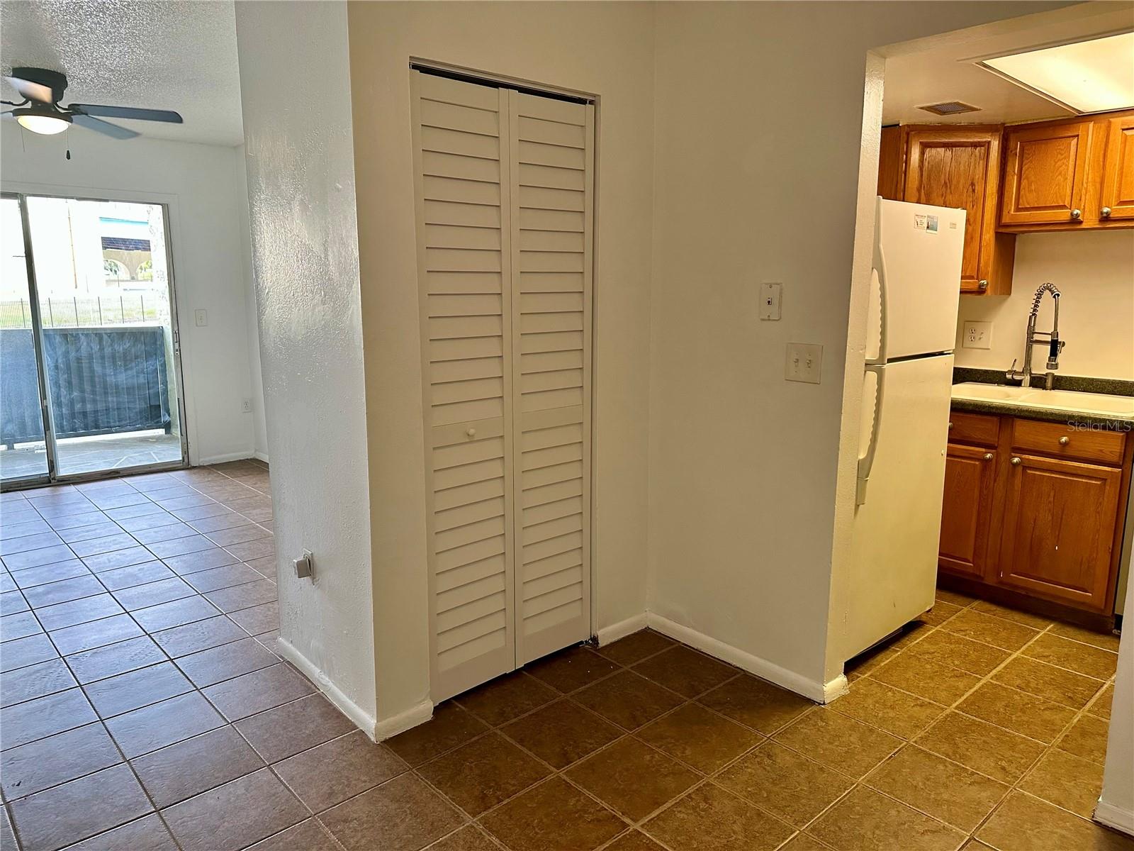 946 Lake Destiny Road, FL