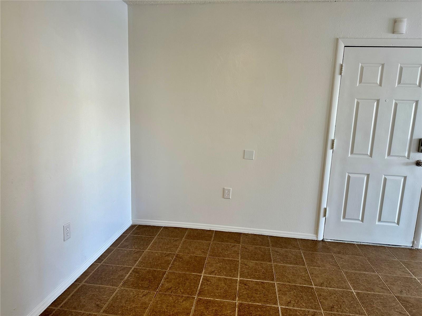 946 Lake Destiny Road, FL