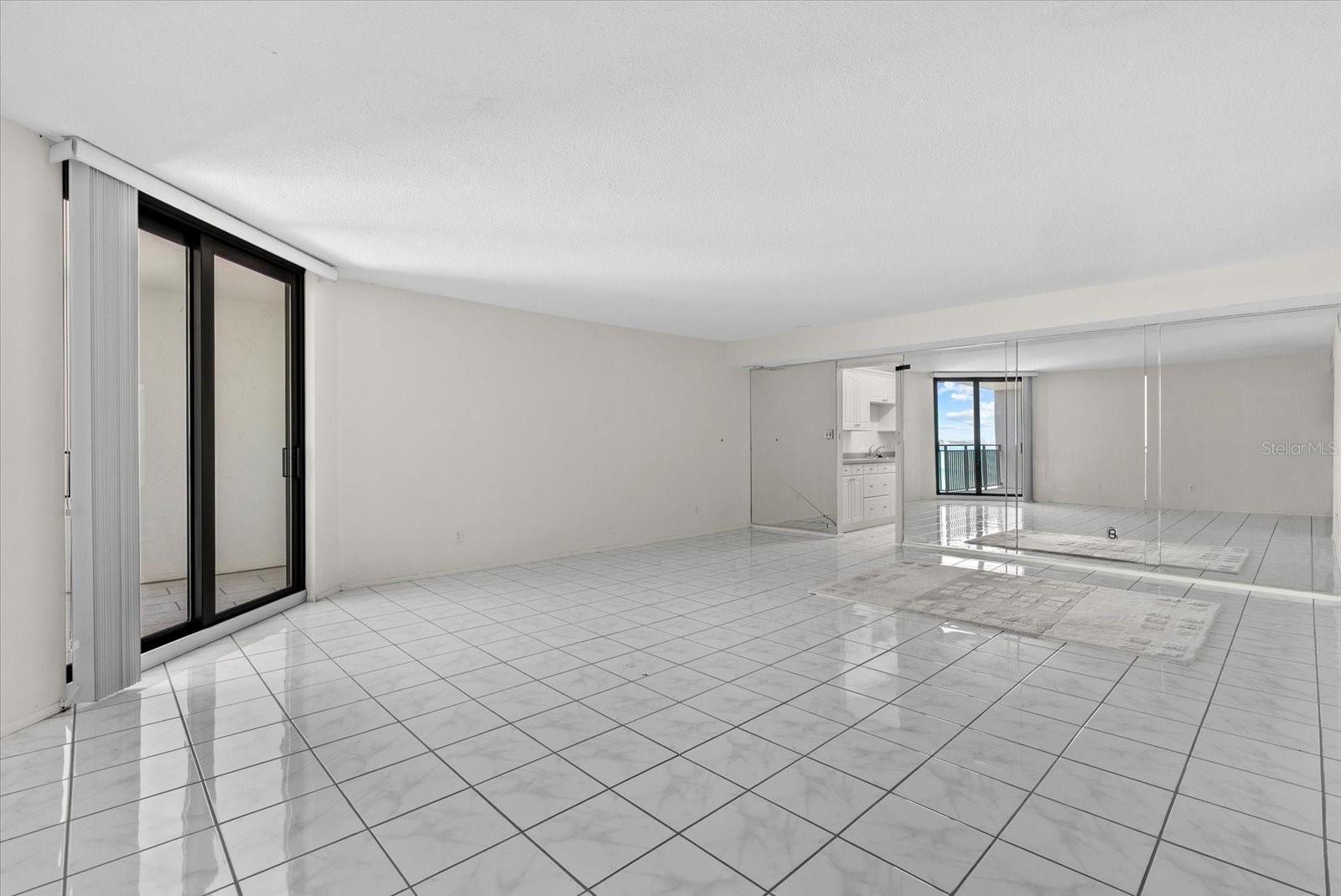 4822 Ocean Boulevard, FL