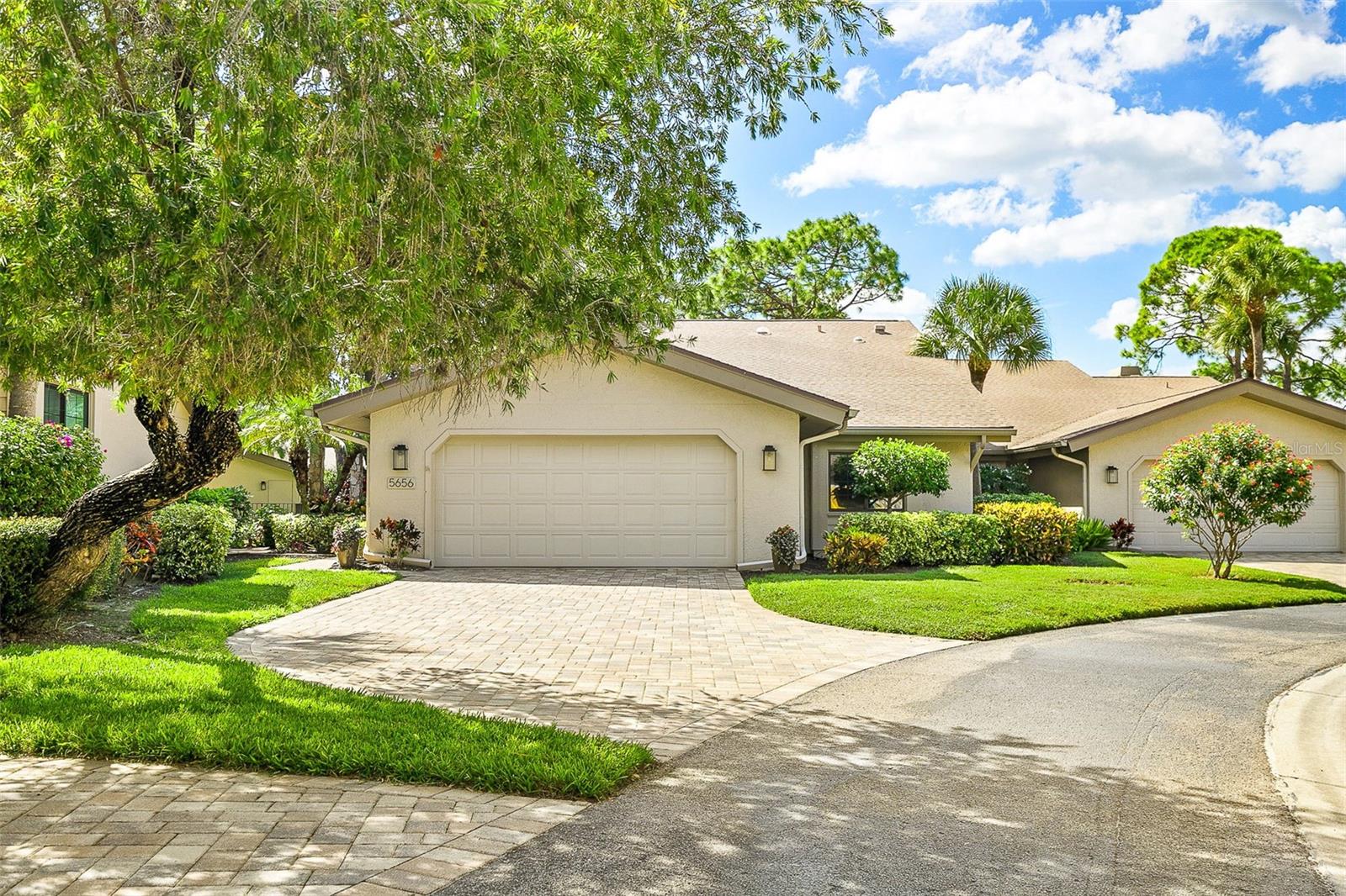5656 Pipers Waite, FL