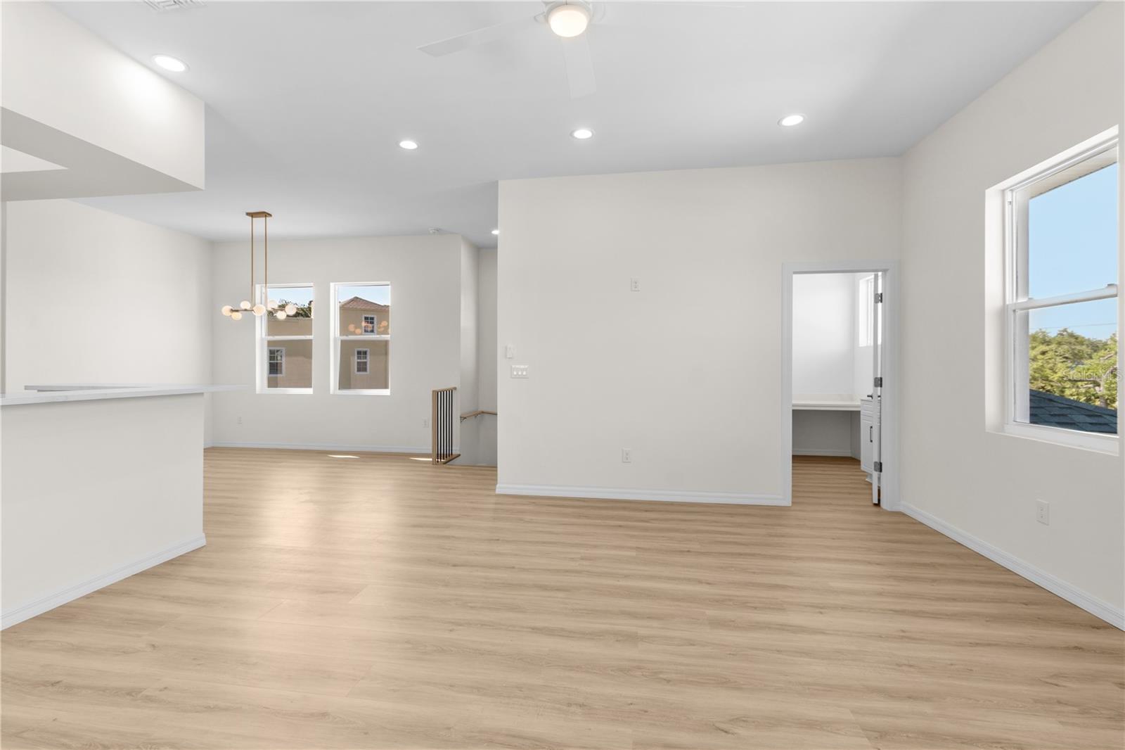 4234 4th Street, FL