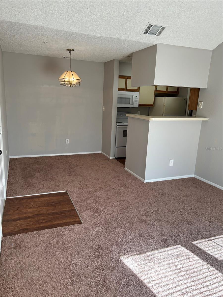 241 Afton Square, FL