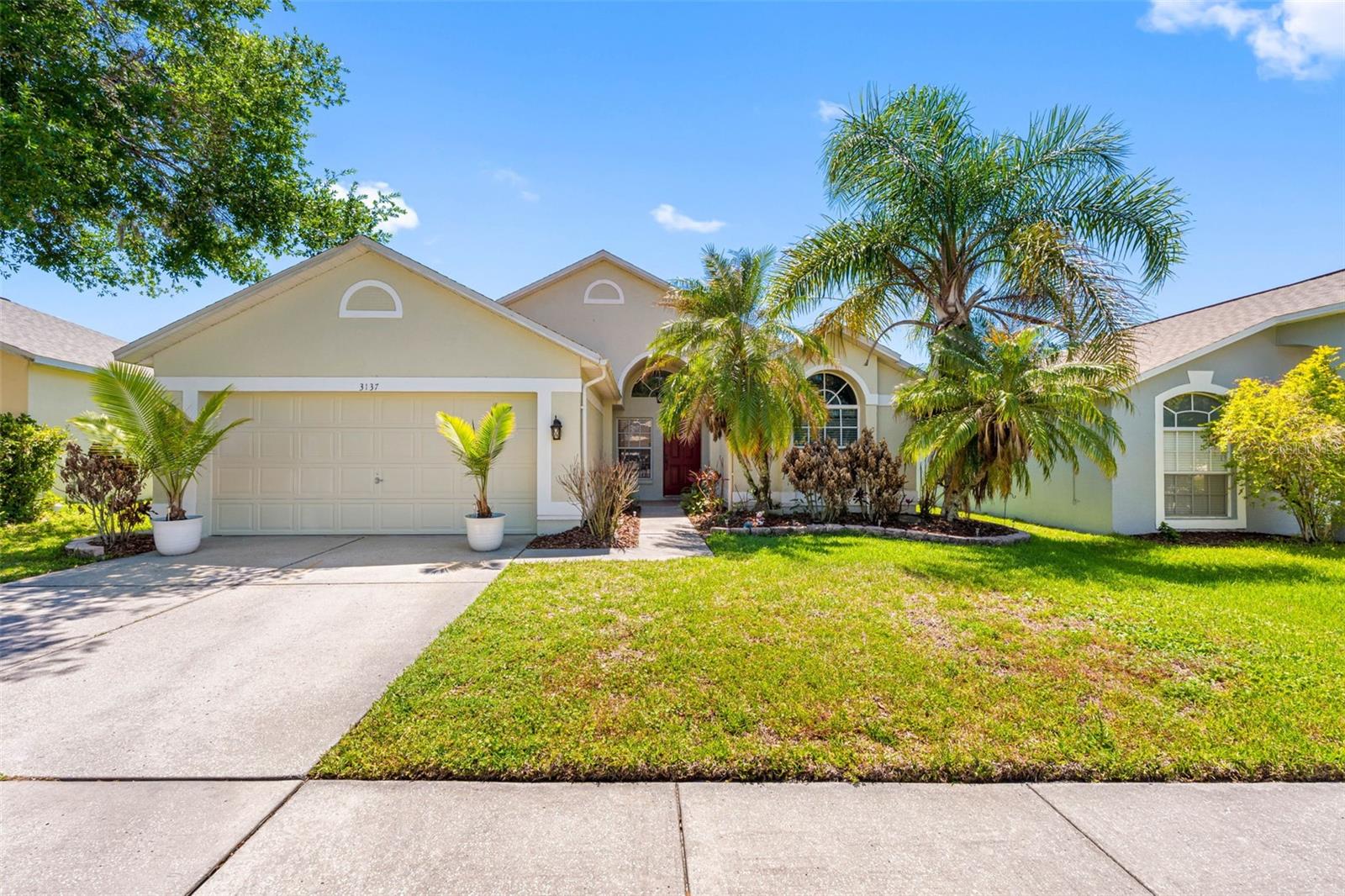 3137 Castle Rock Circle, FL