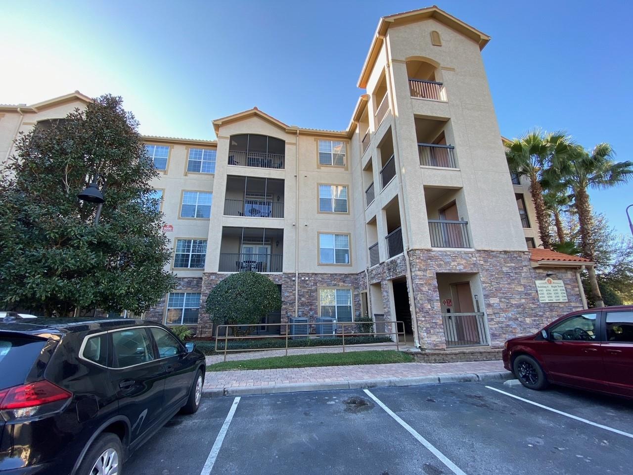 8000 Tuscany Way, FL