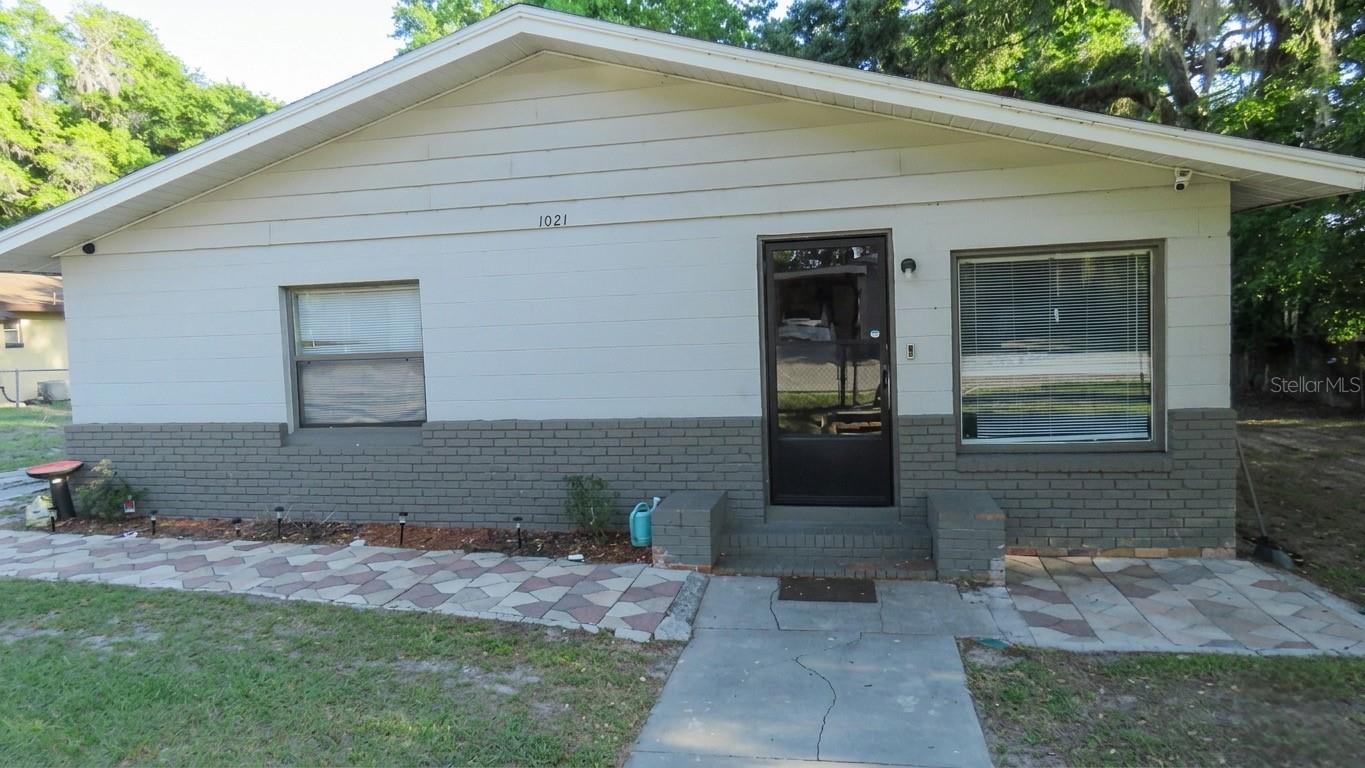 1021 Mcnamee Street, FL