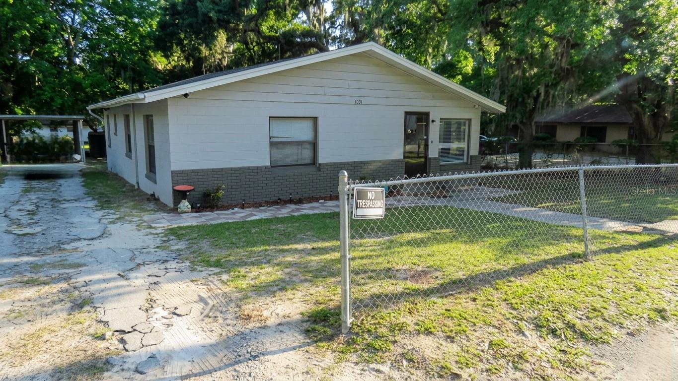 1021 Mcnamee Street, FL