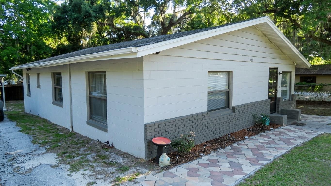 1021 Mcnamee Street, FL
