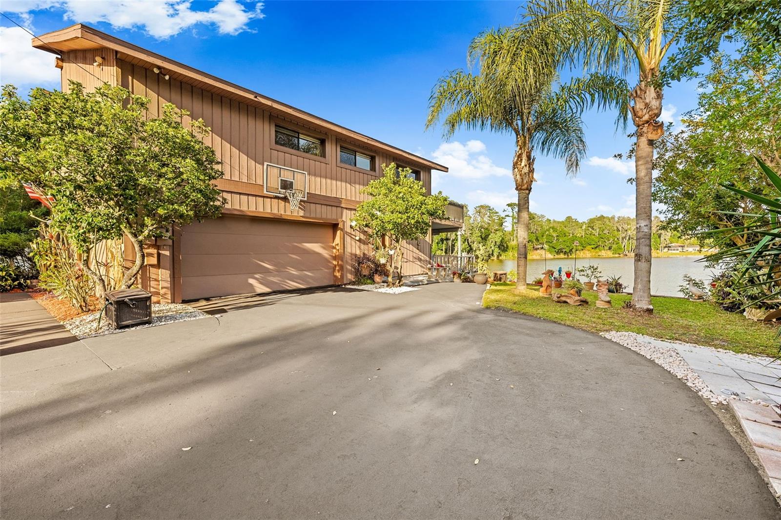 17301 Estes Road, FL