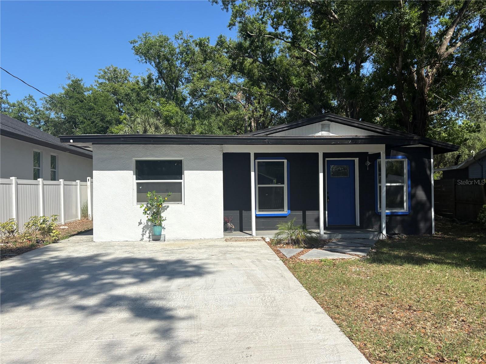 7019 Willow Avenue, FL