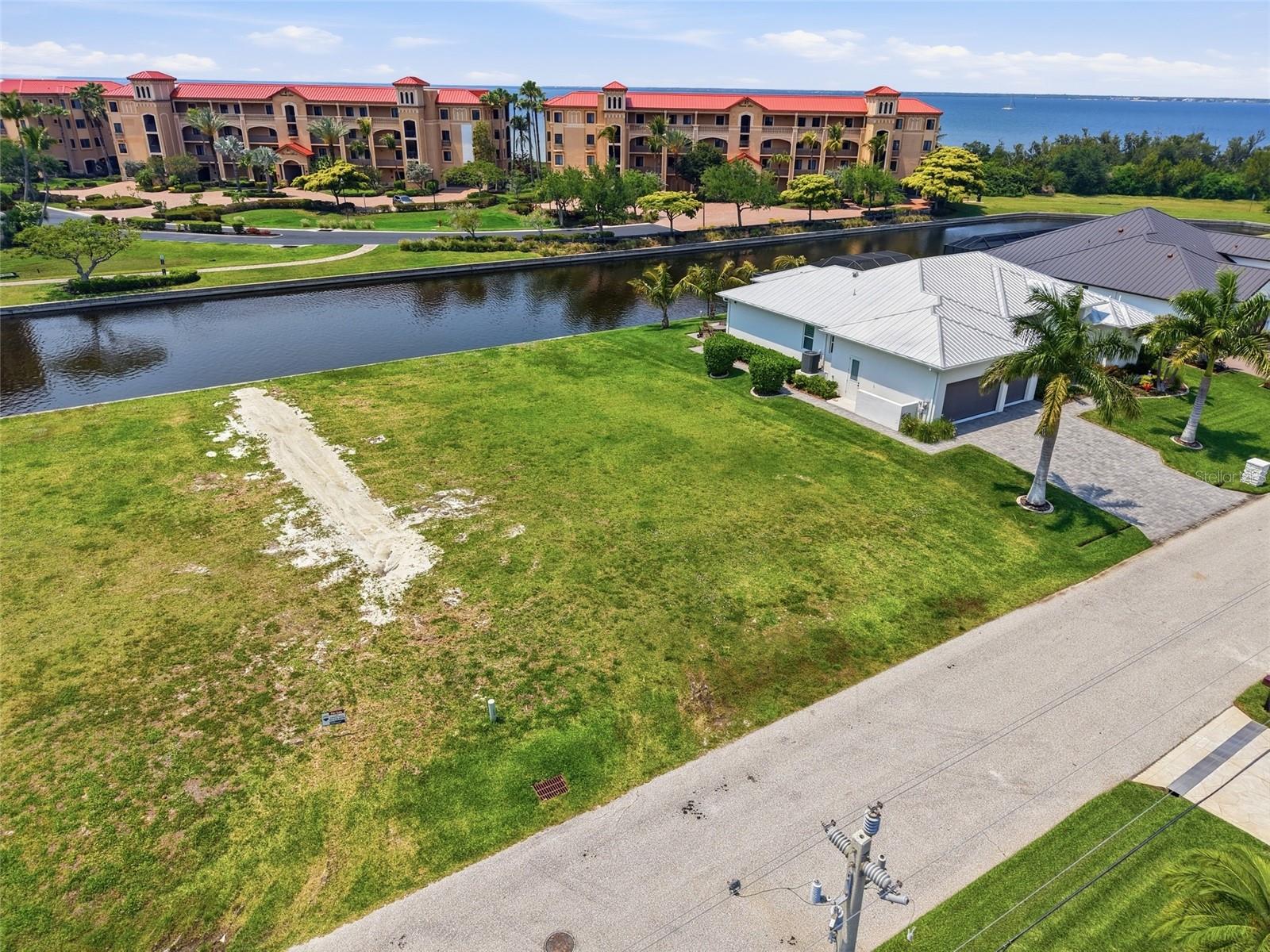 81 Colony Point Drive, FL