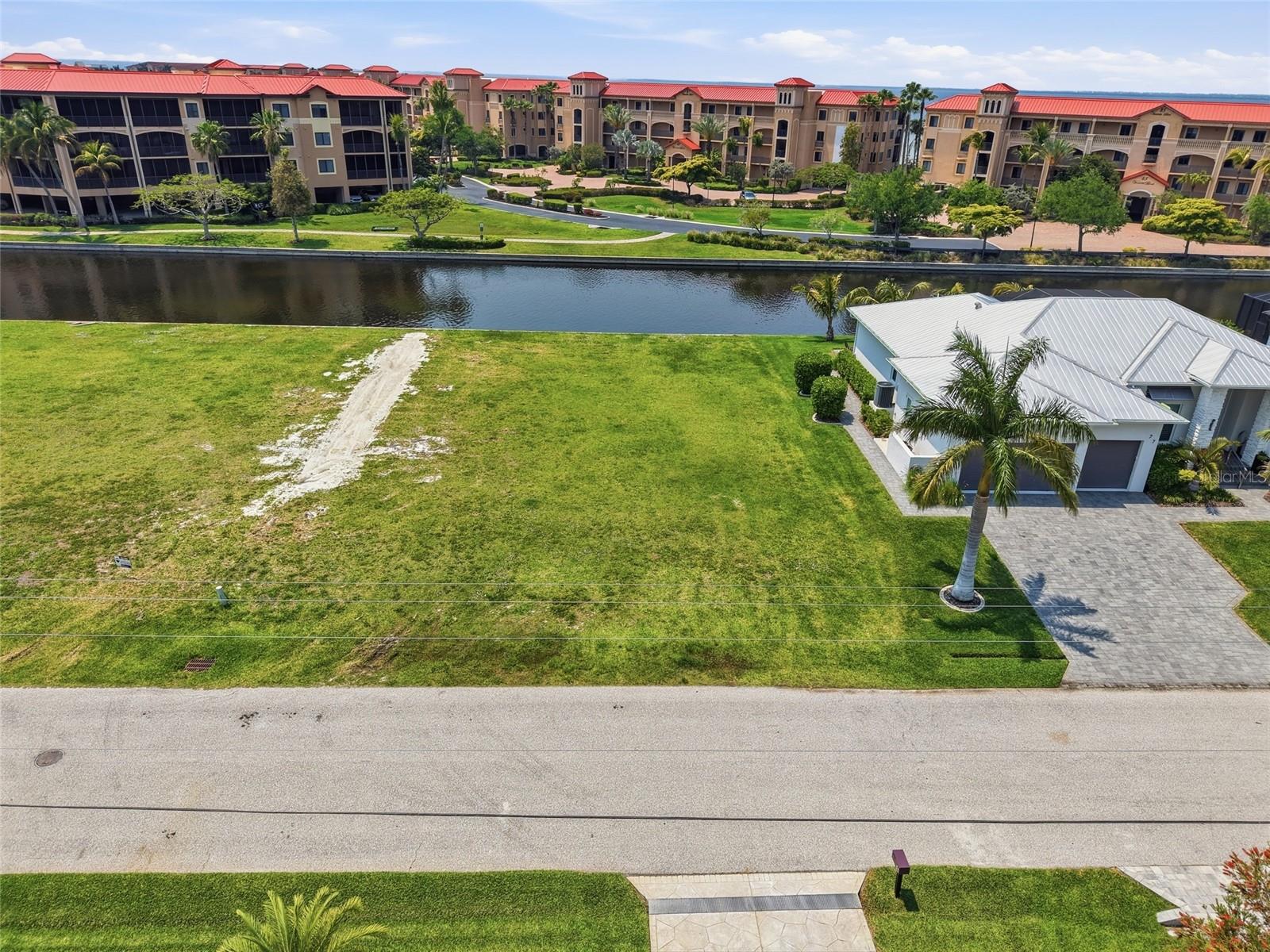 81 Colony Point Drive, FL