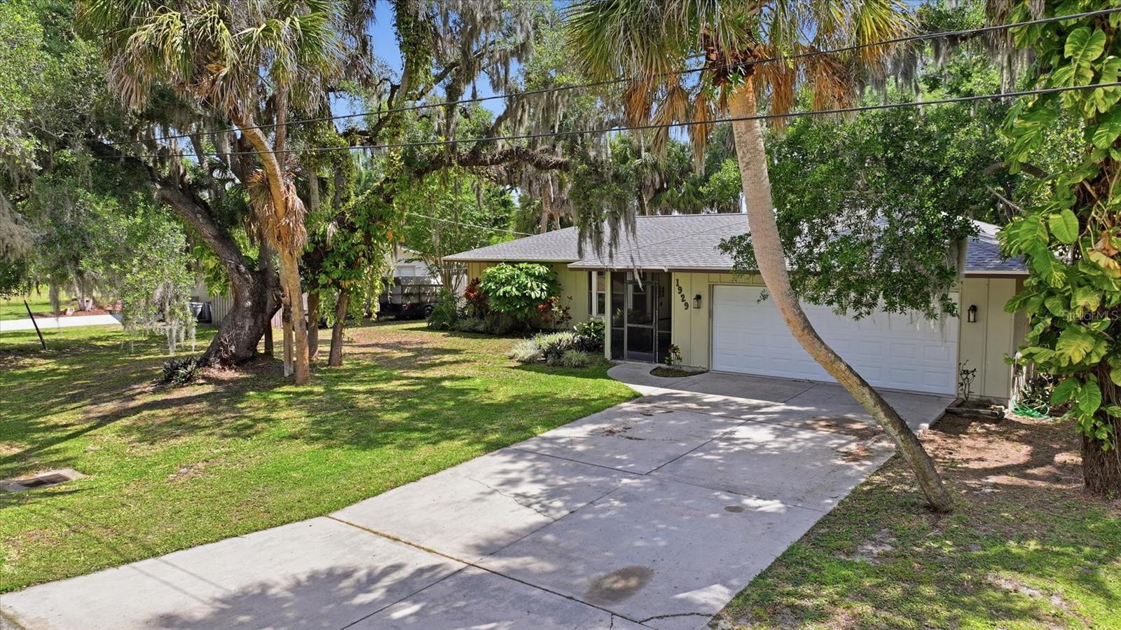 1929 Par Place, FL