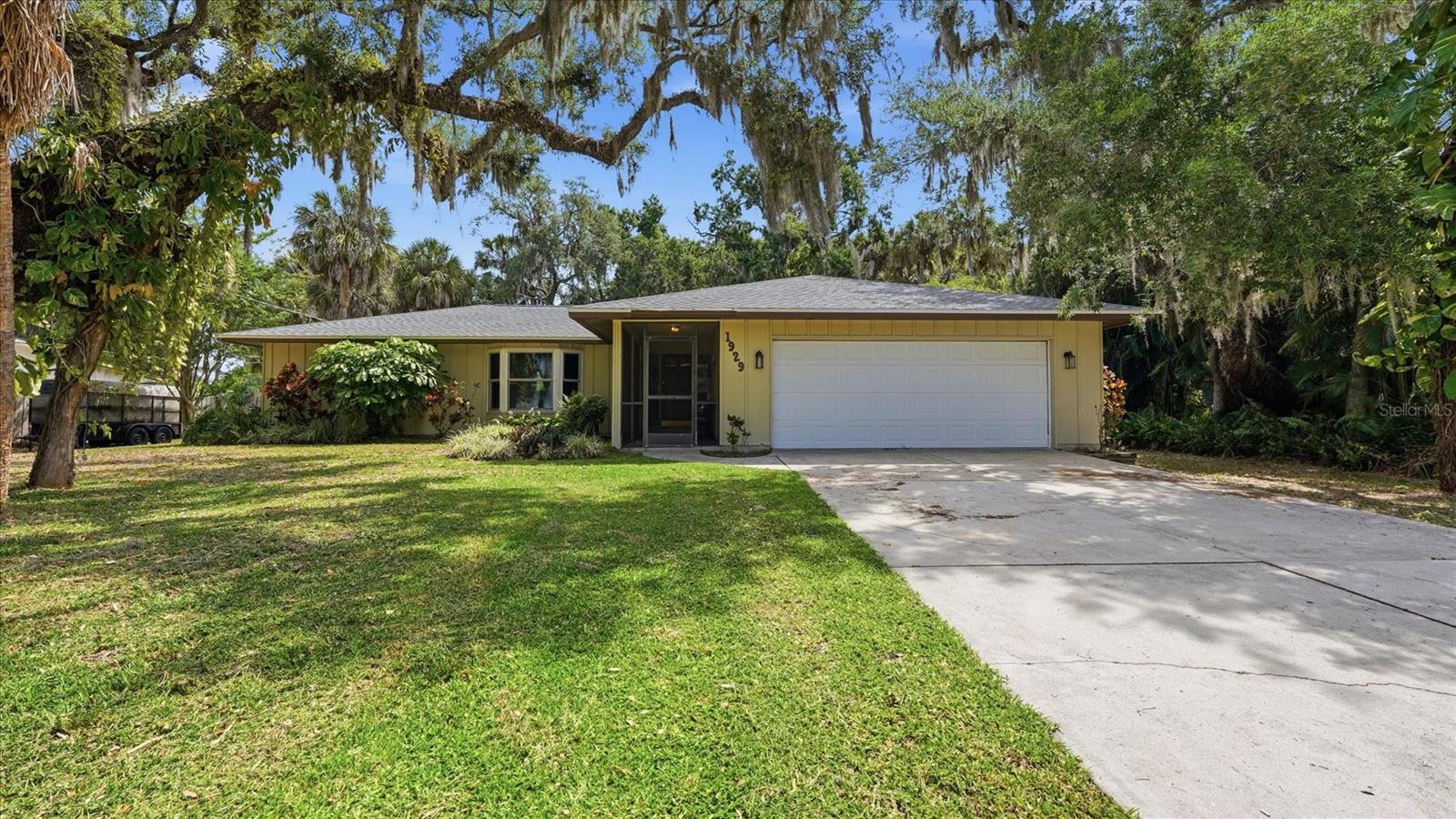 1929 Par Place, FL