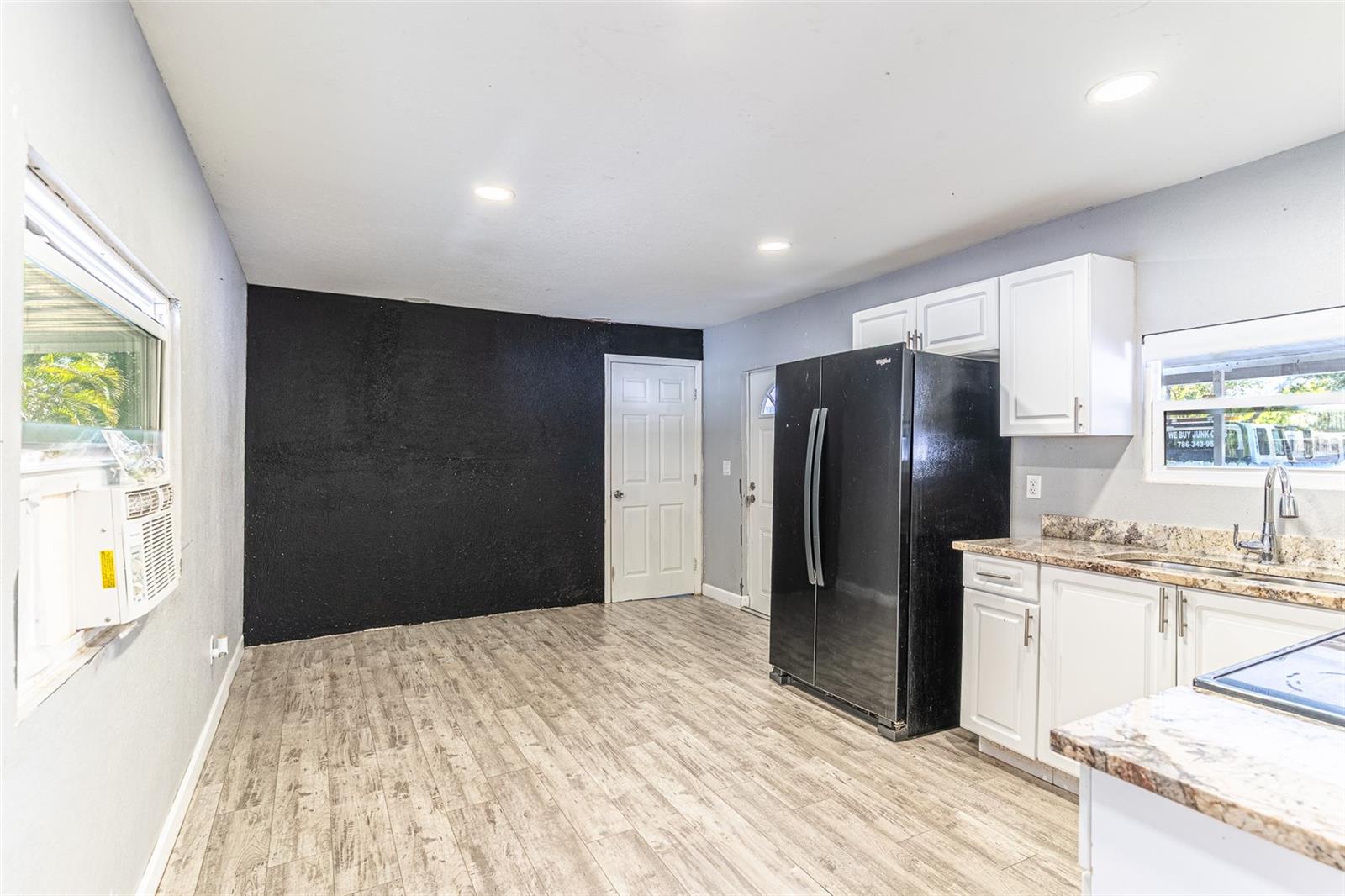 5807 Barry Lane, FL