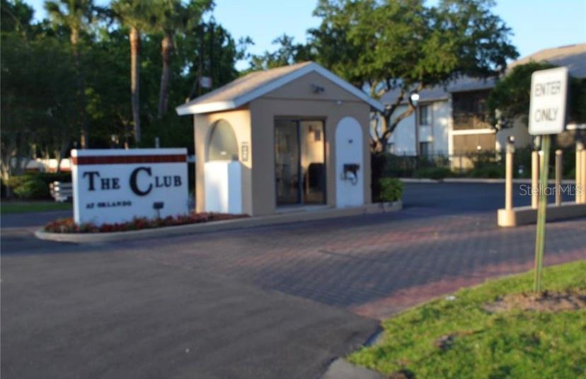 8205 Sun Spring Circle, FL