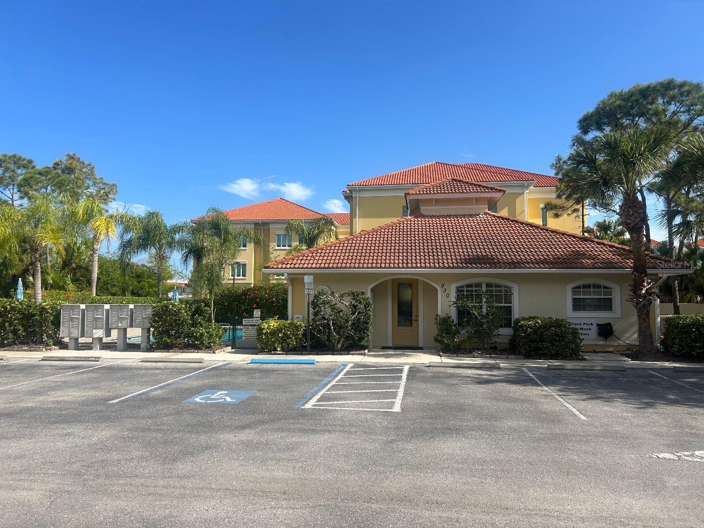 940 Cooper Street, FL