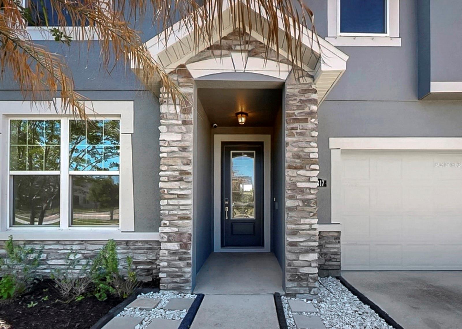 12317 Bay Estuary Bend, FL