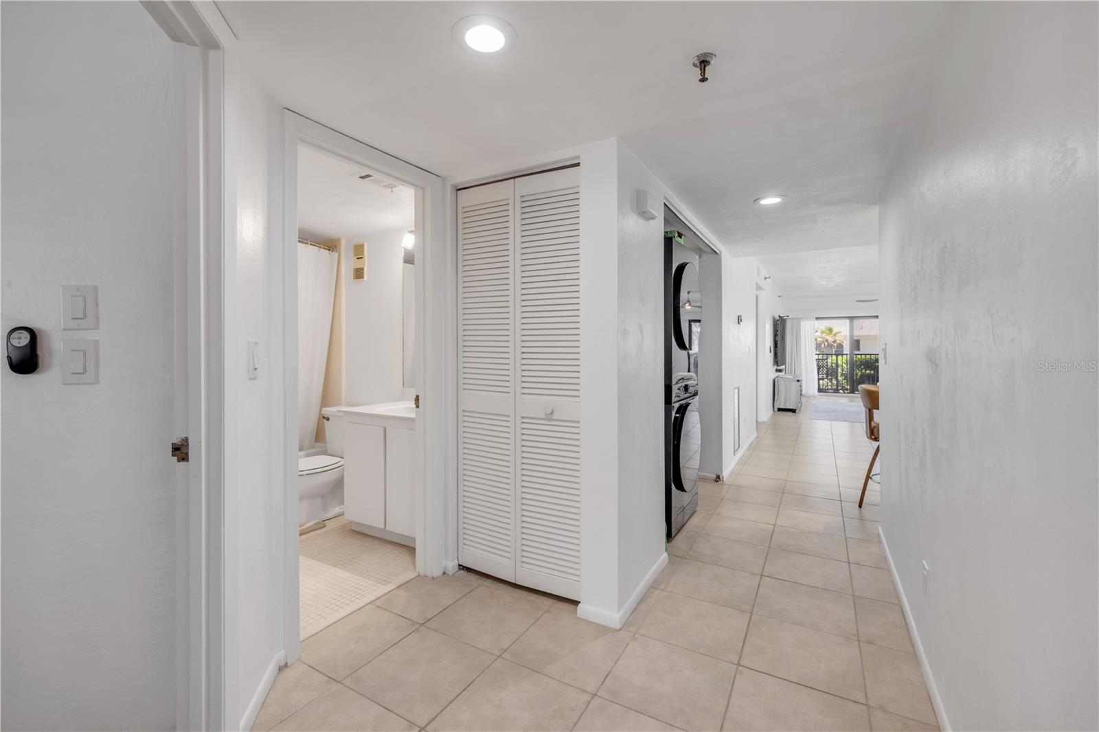 3001 Atlantic Avenue, FL