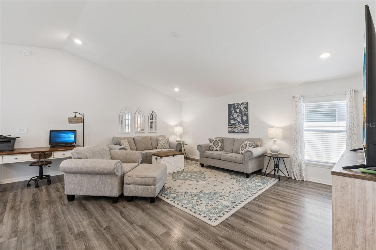5604 Maddie Drive, FL