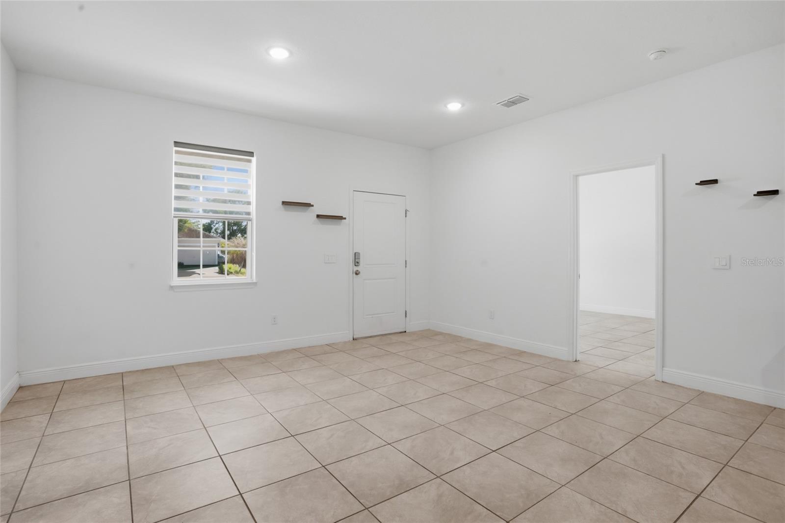 1010 Mayfair Place, FL