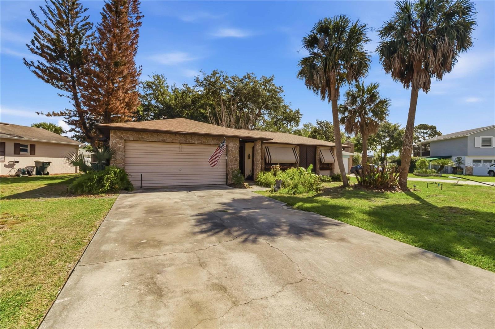 1719 Juniper Circle, FL