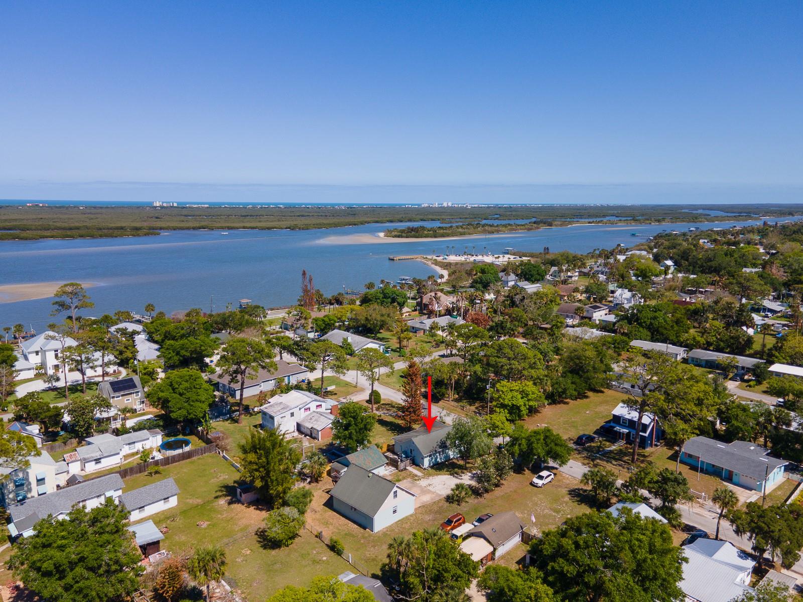 121 Palm Way, FL