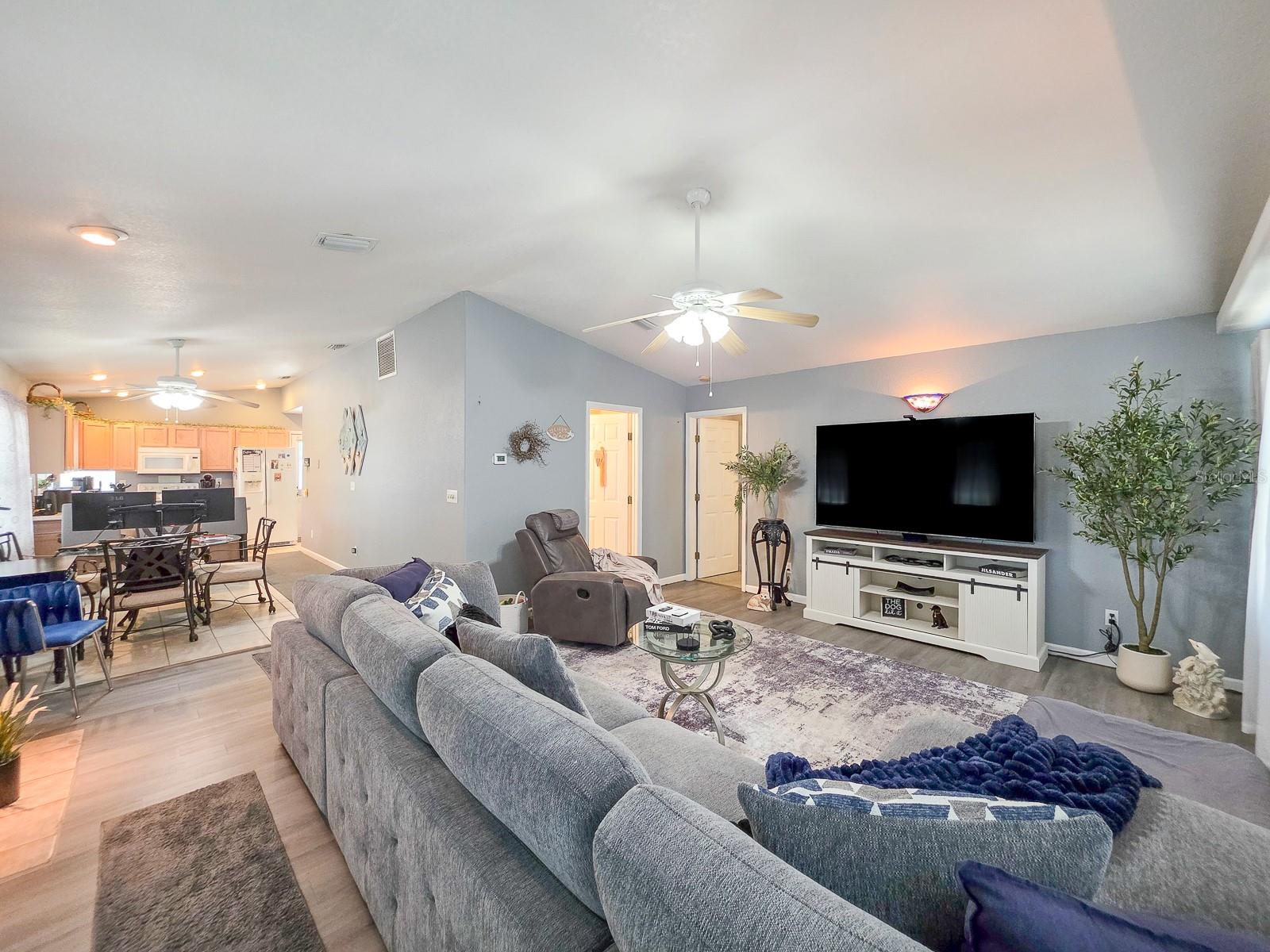 121 Palm Way, FL
