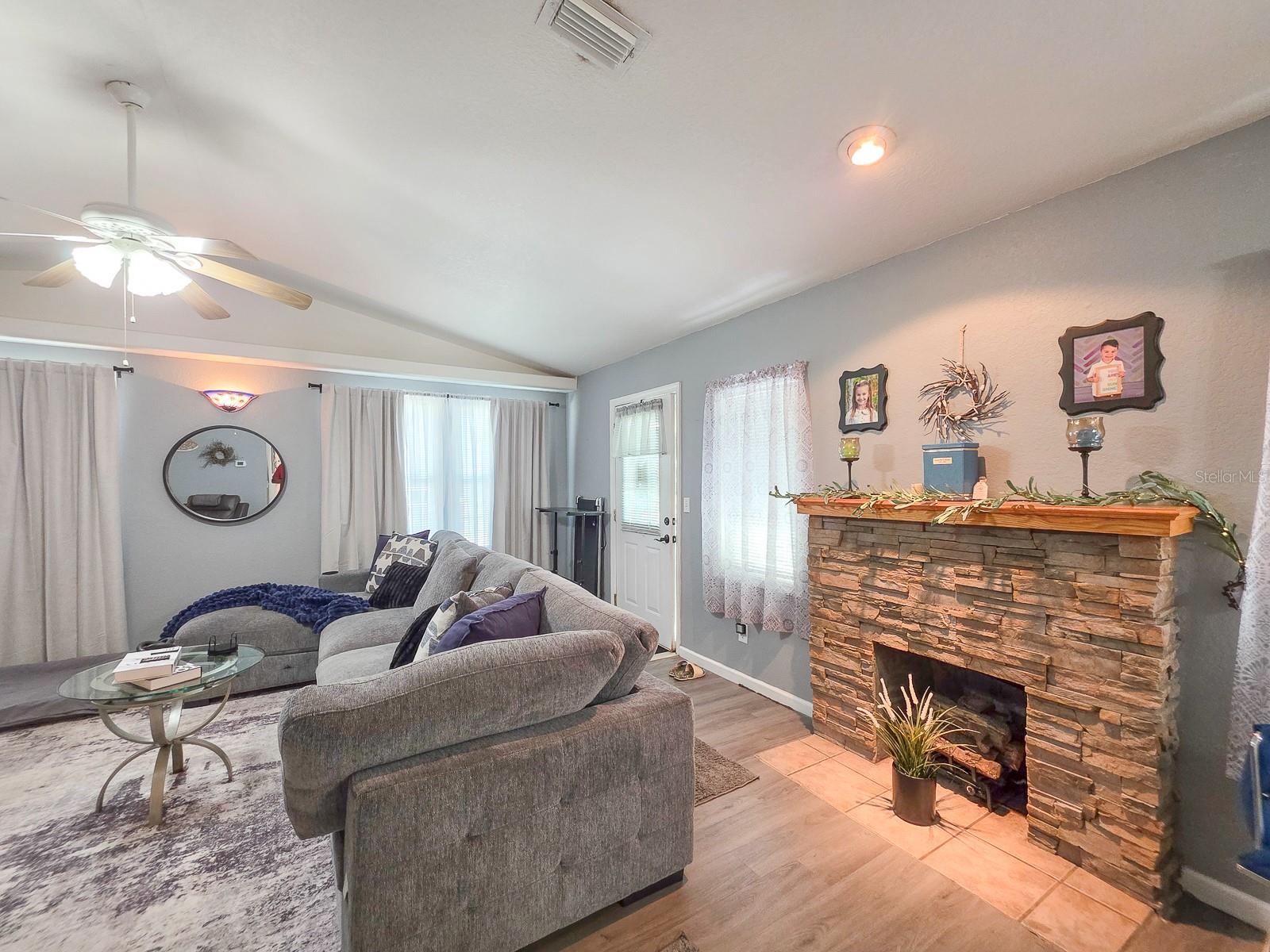 121 Palm Way, FL