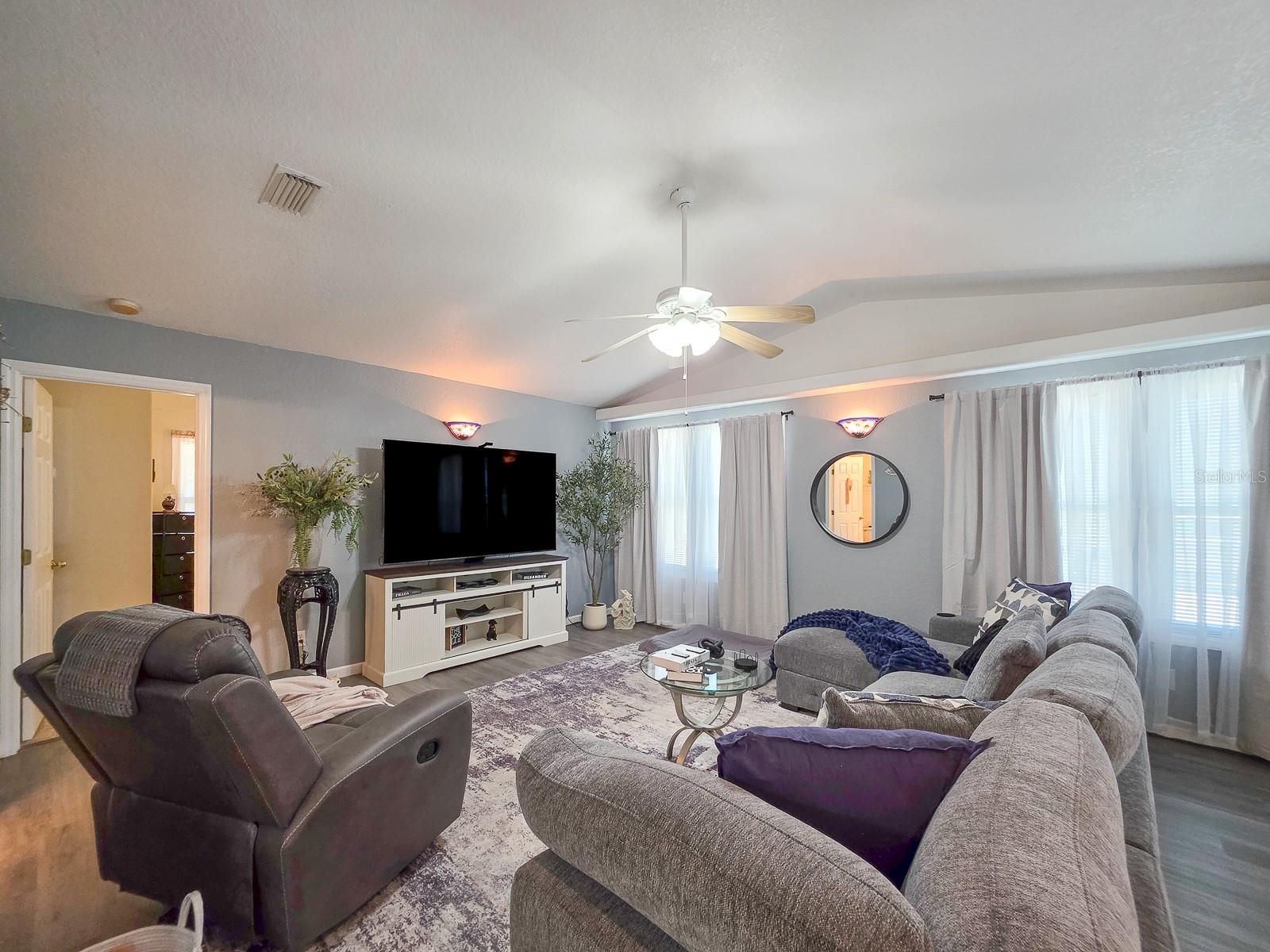 121 Palm Way, FL
