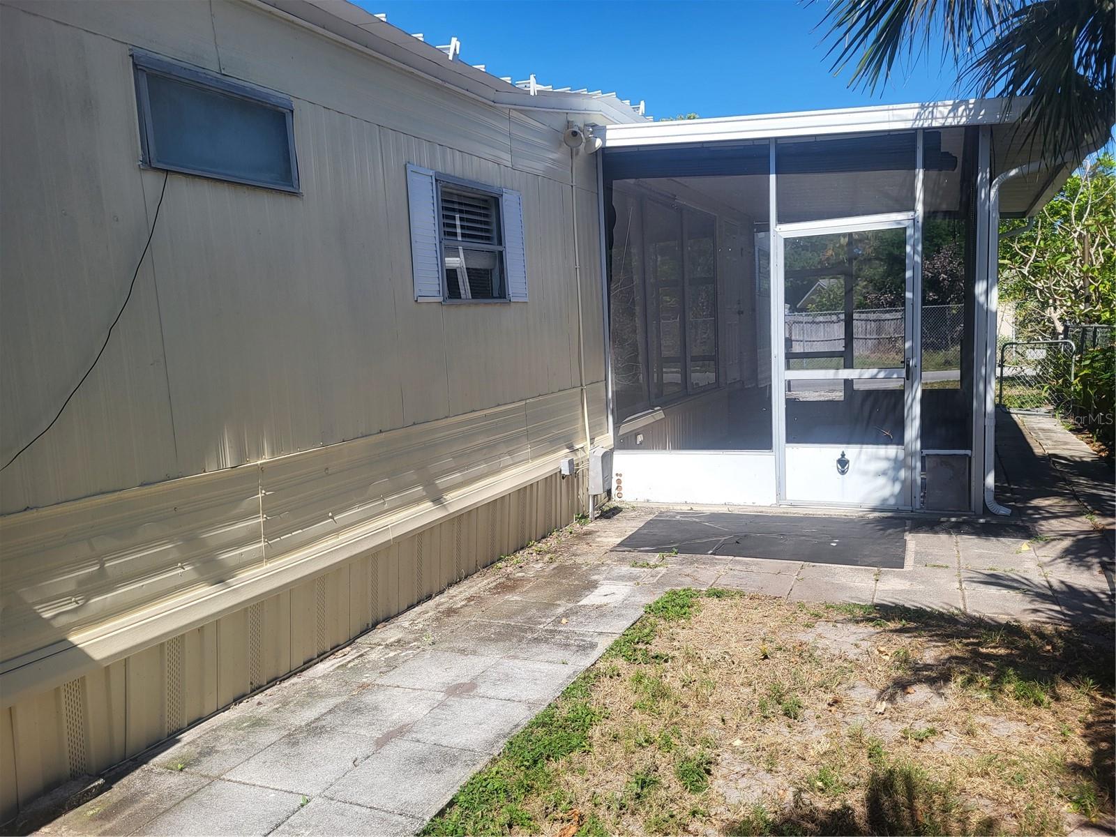 6580 Seminole Boulevard, FL