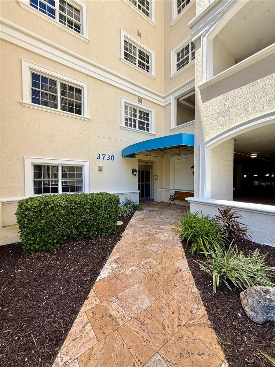 3730 Cadbury Circle, FL