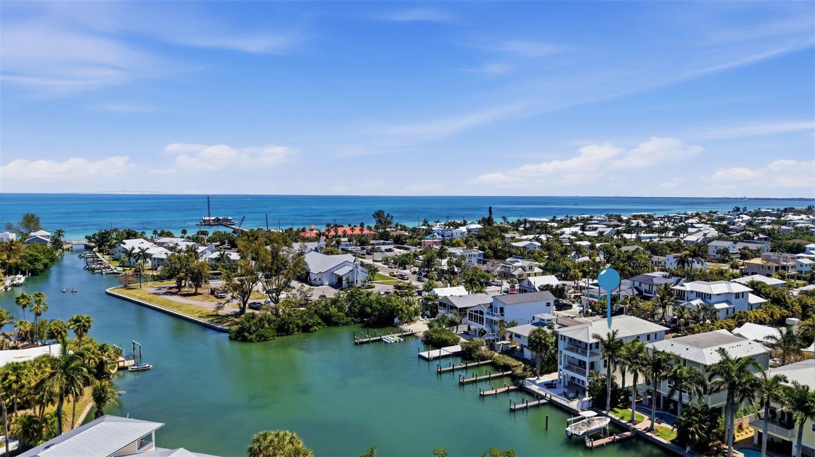 418 Pine Avenue, FL