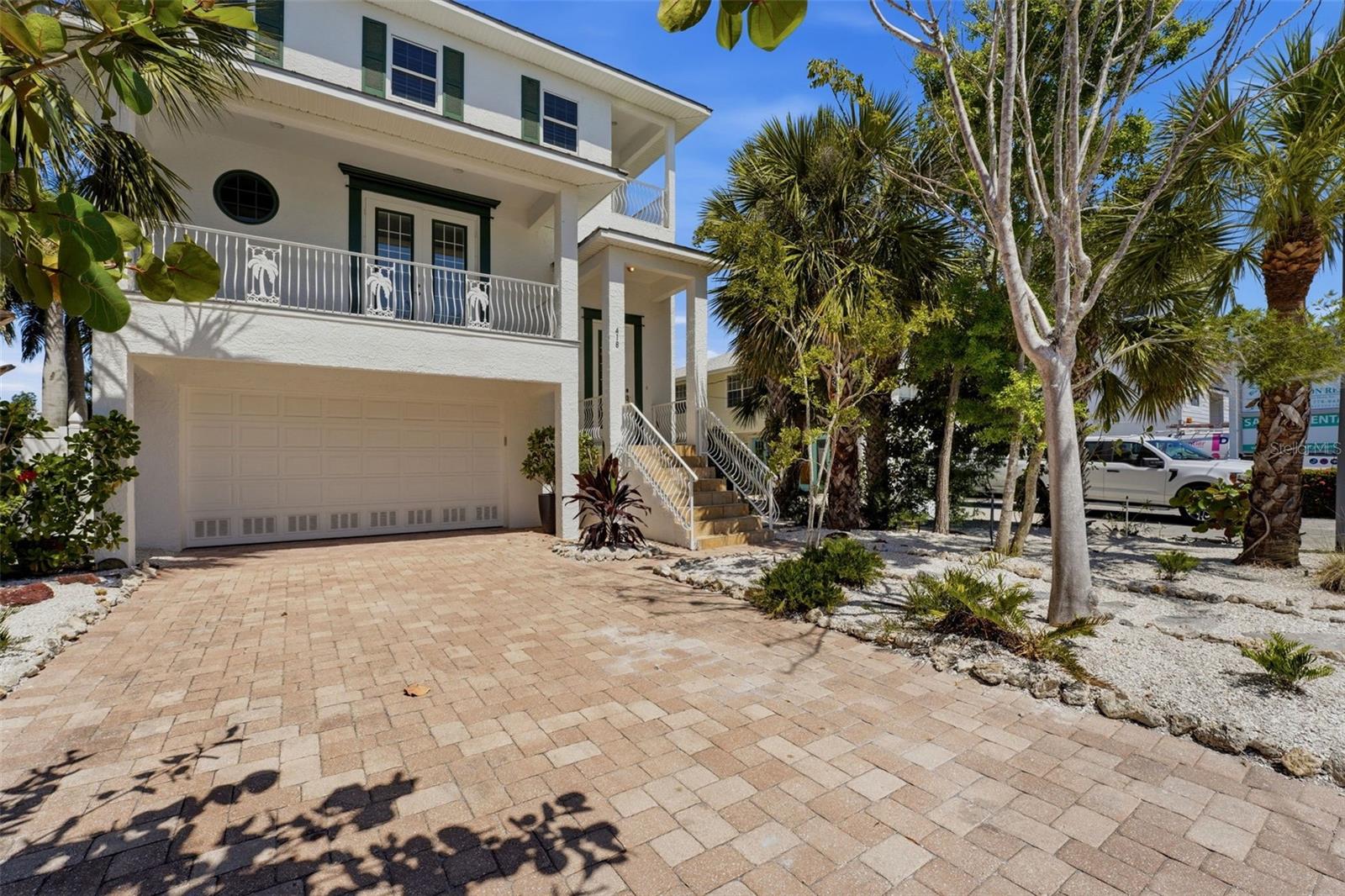 418 Pine Avenue, FL