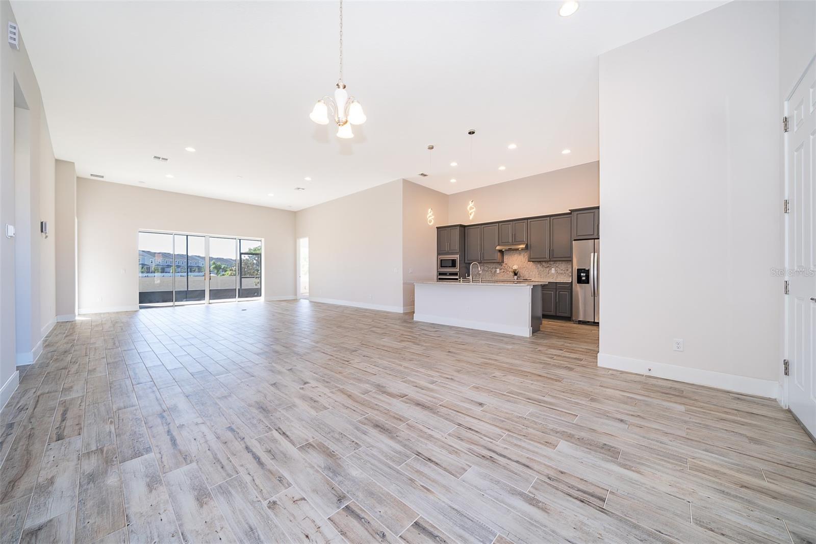 2400 Symphony Circle, FL