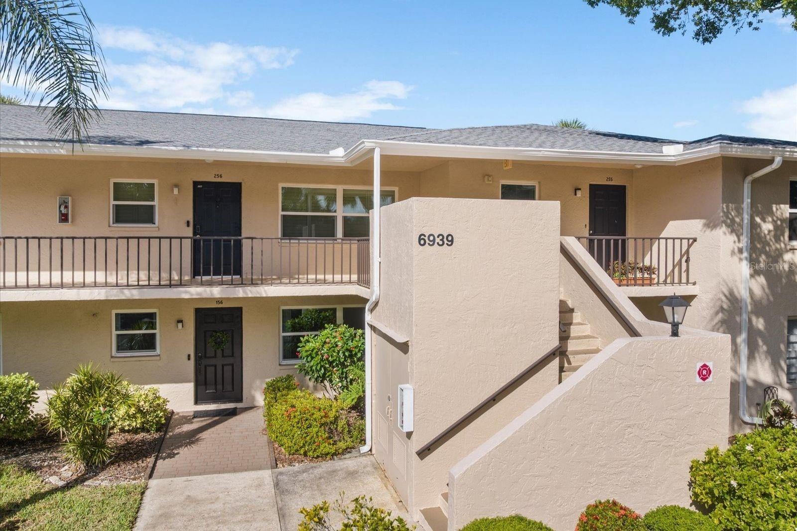 6939 Country Club Drive, FL