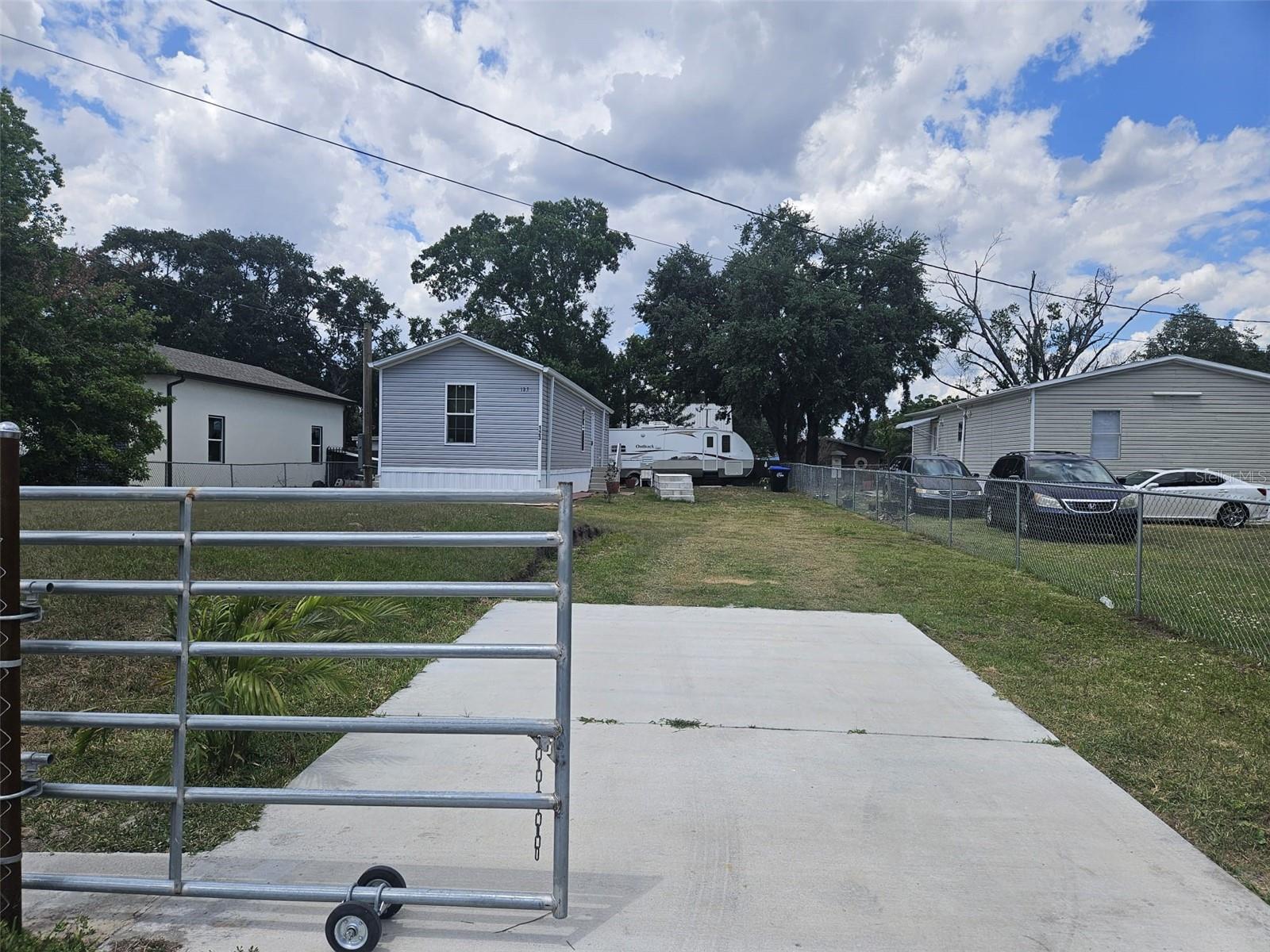 123 4th Street, FL