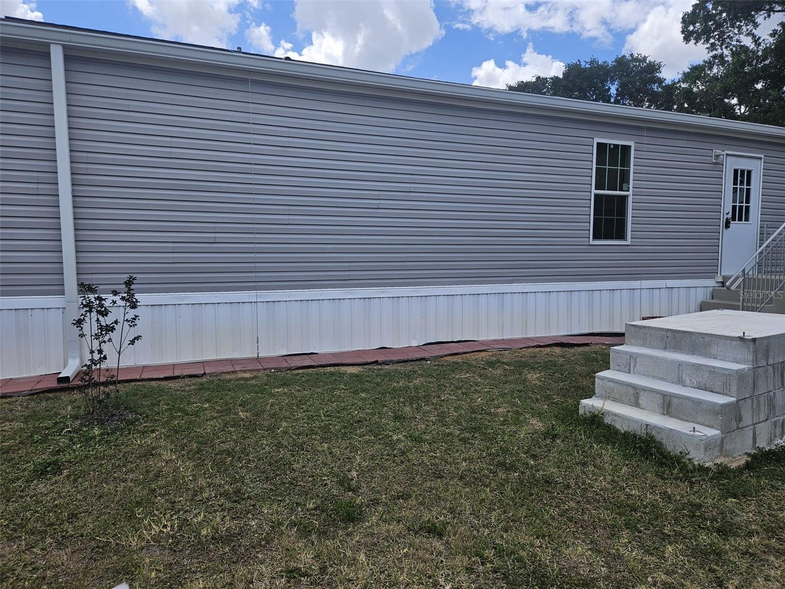 123 4th Street, FL