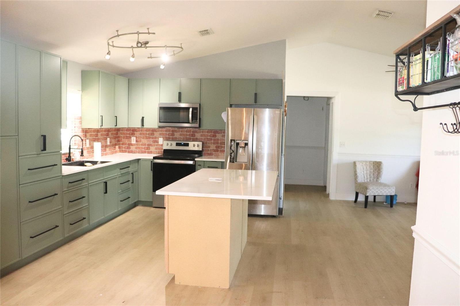80 Juniper Trail Loop, FL